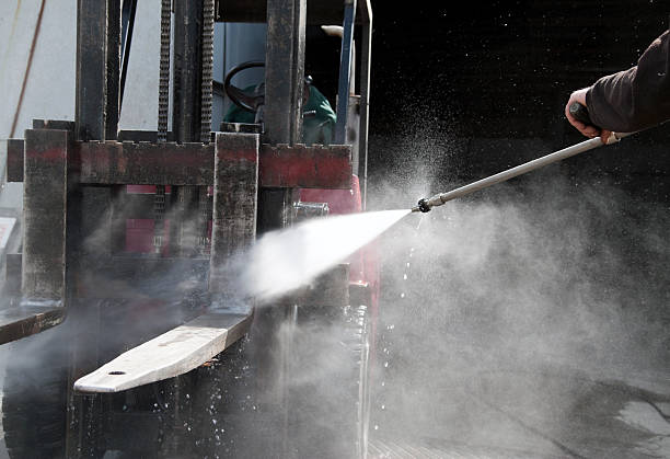 Best Deck and Patio Pressure Washing in Angleton, TX